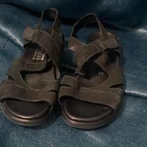 Mephisto Black Sandals
